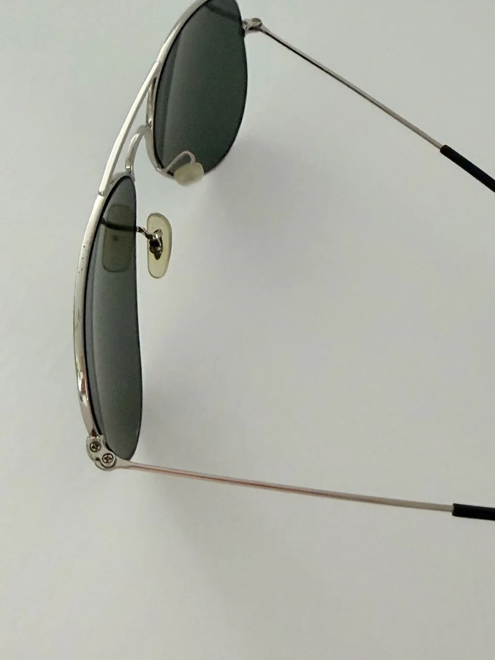 Ray-Ban iconic ray